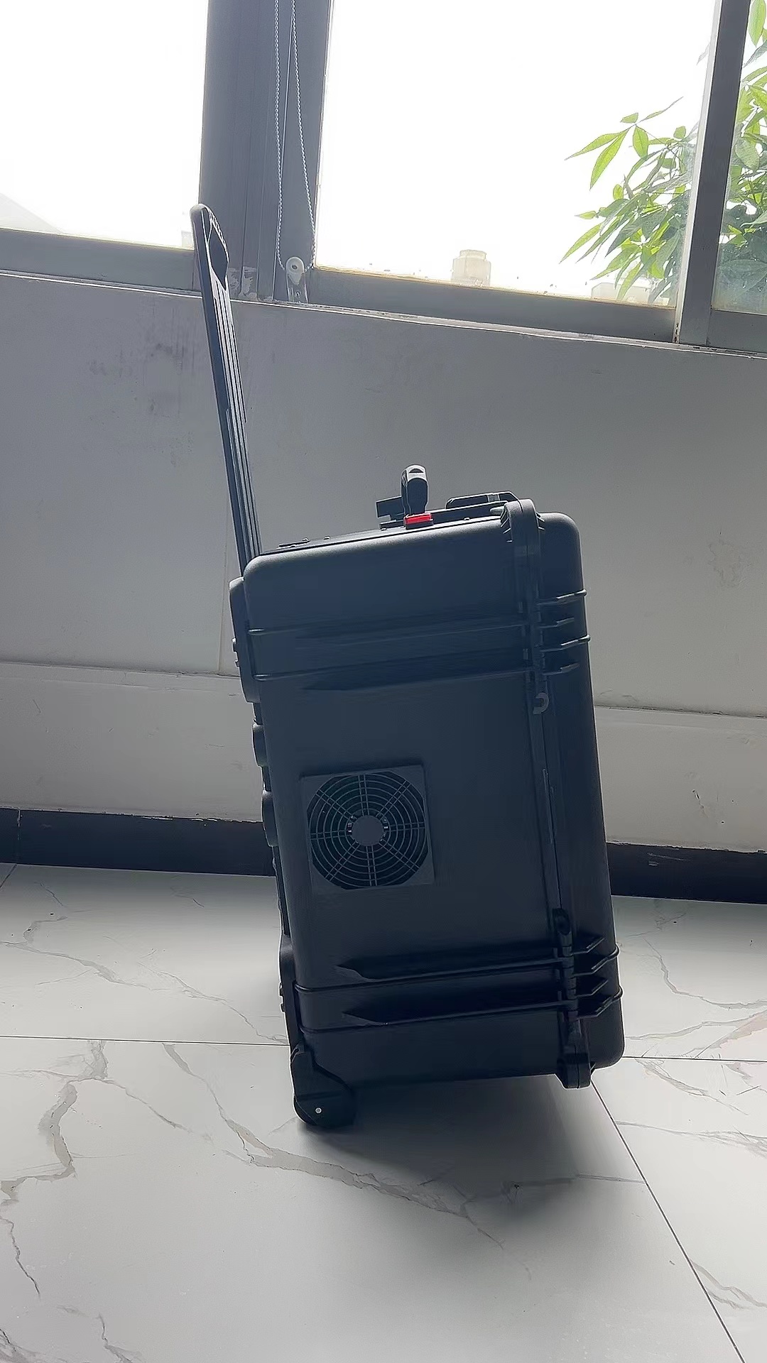 沧州手拉箱型移动通信干扰器